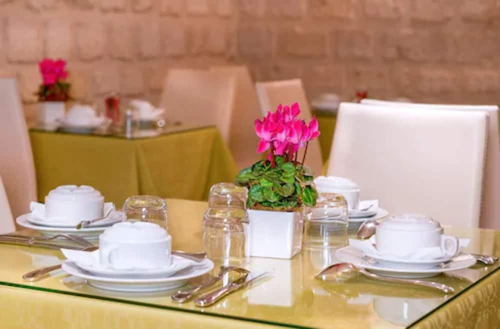 Hotel Opera Deauville Paryż Zewnętrze zdjęcie